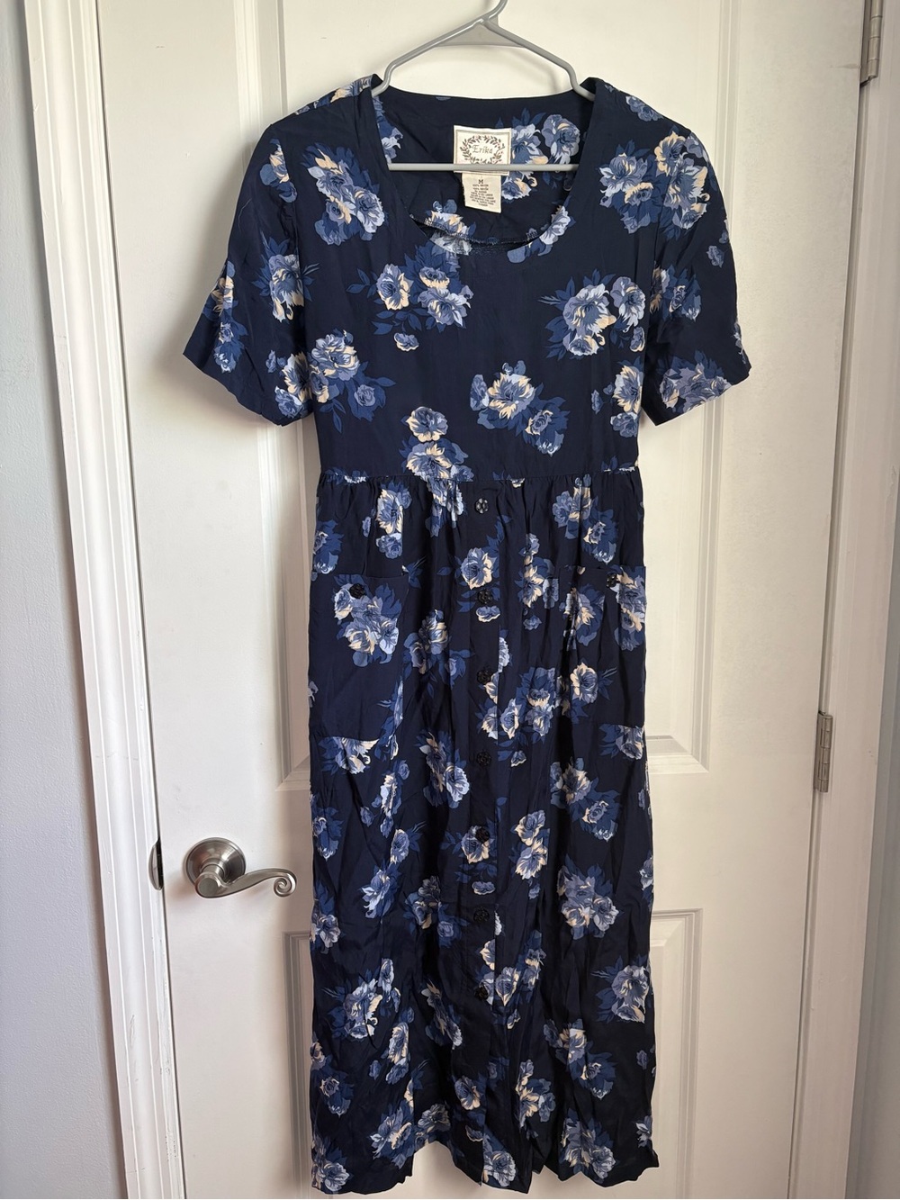 Vintag Erica Floral Midi Dress